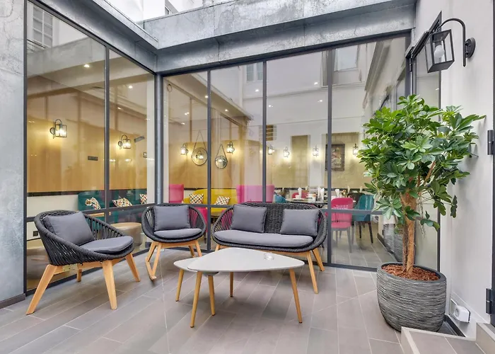 Cheap hotel: Hotel Lucien & Marinette