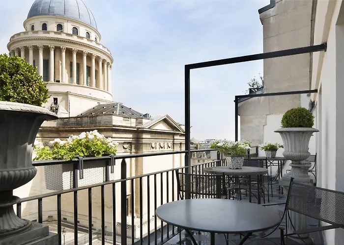 Hotel Des Grands Hommes